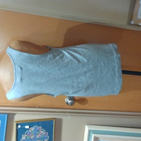Hi-Line tank top - Picture 3 of 4